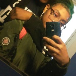 Meet your Posher, Mya